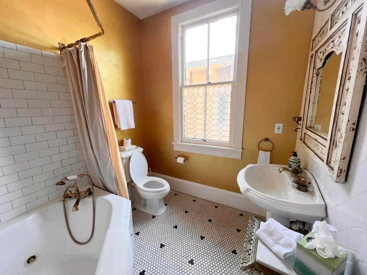 1001 Nights Historic Bed And Breakfast Adults Only St. Augustine Bagian luar foto